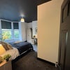Photo 2: Room 1 with Ensuite