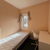Photo 5: Room 1 (600 pounds/month)