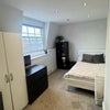 Photo 6: Double bedroom