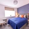 Photo 10: Room 4