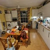 Photo 4: kitchen