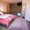 Photo 3: Room 4