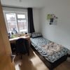 Photo 2: Room 3 - £800 pcm - bills included