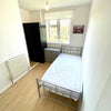Photo 7: Room 4 - £475pcm
