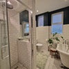 Photo 4: Bathroom