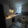 Photo 4: Kitchen 
