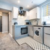 Photo 2: Kitchen