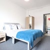 Photo 13: Room 1 - en suite - LET