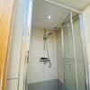 Photo 6: Bathroom / Shower enclouser