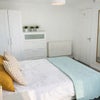 Photo 3: Room 1
