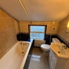 Photo 6: Bed 2 private bathroom