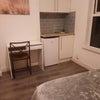 Photo 3: Room 4room
