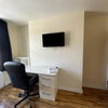 Photo 4: Room 3