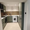 Photo 4: kitchen