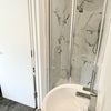 Photo 4: Room 3 en-suite 