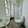 Photo 3: Ensuite