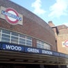 Photo 13: Property located in a quiet road 2 minutes walking to the Underground 