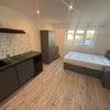 Photo 10: Studio room
