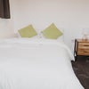 Photo 10: Room 6