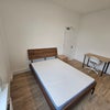 Photo 2: Room 4 (1st Floor) £950pcm