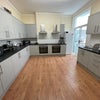 Photo 5: Kitchen