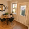 Photo 5: Lounge