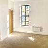Photo 3: Principal Bedroom