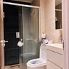 Photo 2: En-suite bathroom 