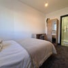 Photo 2: Room 1 En Suite