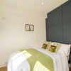 Photo 4: Room 6 (available now)