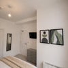 Photo 3: Bedroom