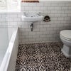 Photo 7: Communal bathroom 