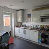 Photo 3: Kitchen