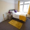 Photo 2: Gold Room @ £600pcm available now!