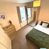 Photo 10: Room 5