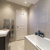 Photo 15: Room 3 (Bathroom)