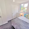 Photo 4: Room 6 En Suite