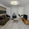 Photo 10: LOUNGE (OPEN PLAN)