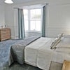 Photo 7: 2nd Floor Large Double ensuite (front)