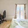 Photo 9: En-suite 2