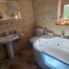 Photo 3: your own full bathroom 