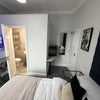 Photo 5: Suite 3