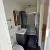 Photo 3: En-Suite Bathroom