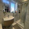 Photo 3: bathroom