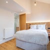 Photo 10: Room 6