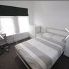Photo 6: Bedroom 