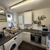 Photo 3: Kitchen