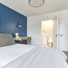 Photo 2: Room 4