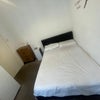 Photo 8: room 3