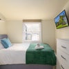 Photo 4: Bedroom S3